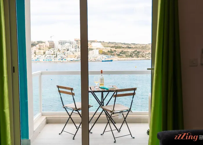 Seashore Stays - Stunning Apartments Right By The Sea