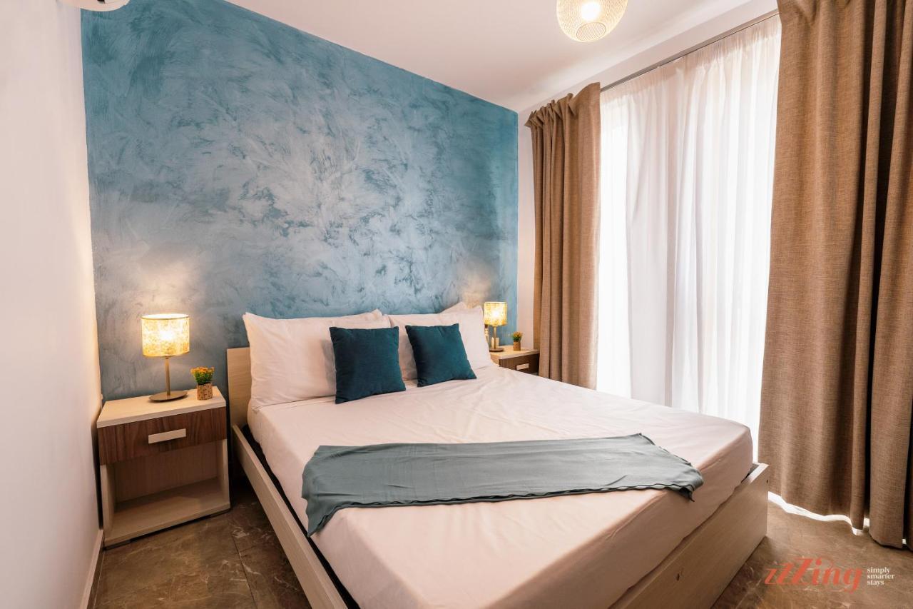 Seashore - Stunning Right By the sea