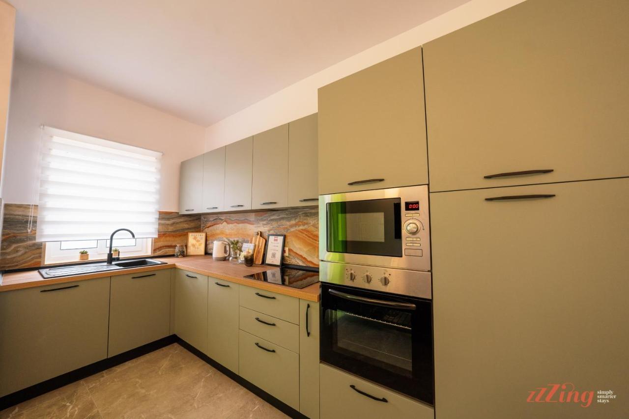 Seashore - Stunning Right By the sea Appartement